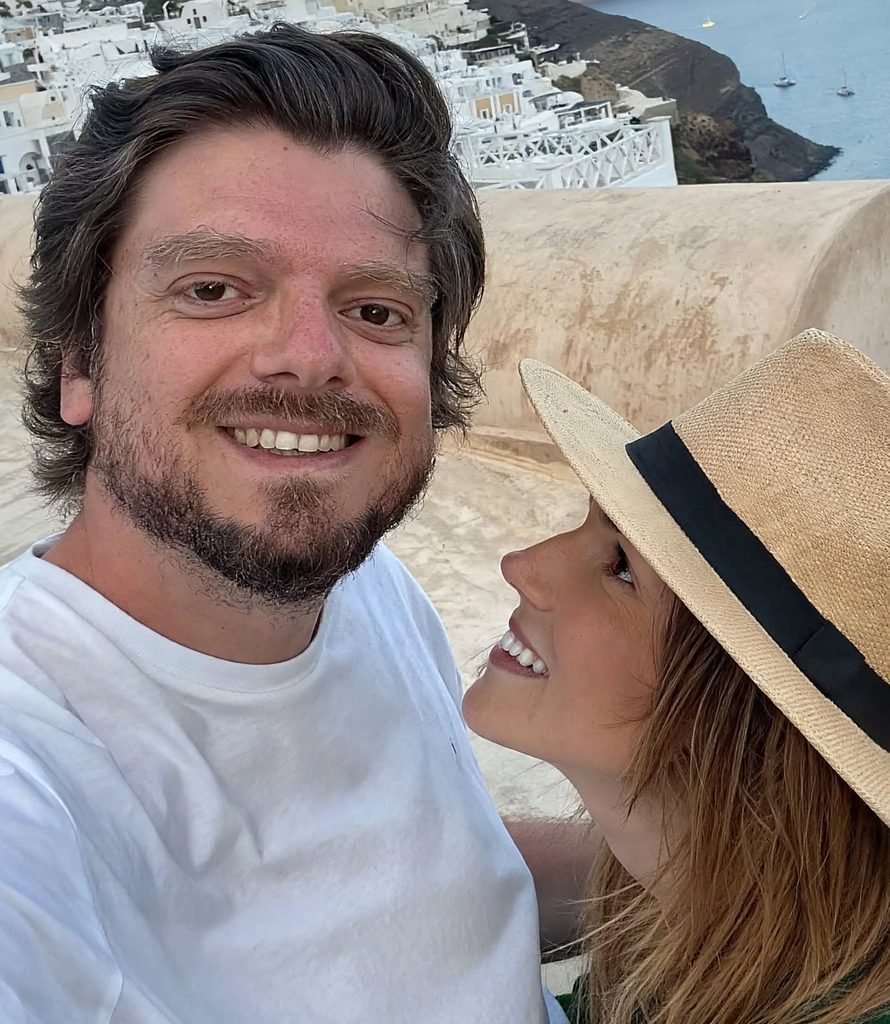 Le comédien et youtubeur Greg Guillotin, avec son partenaire
